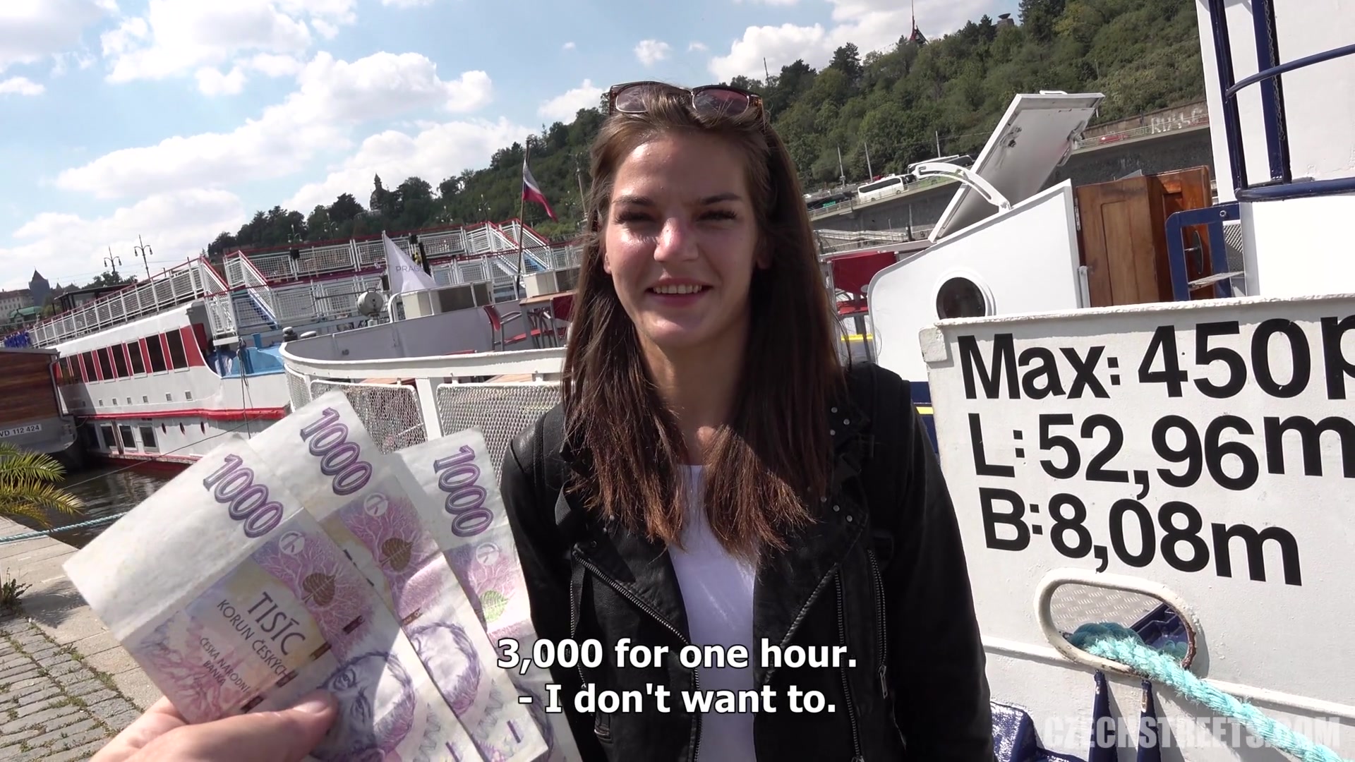 Чешские белокурые шлюхи за деньги отдаются прямо на улице у речки